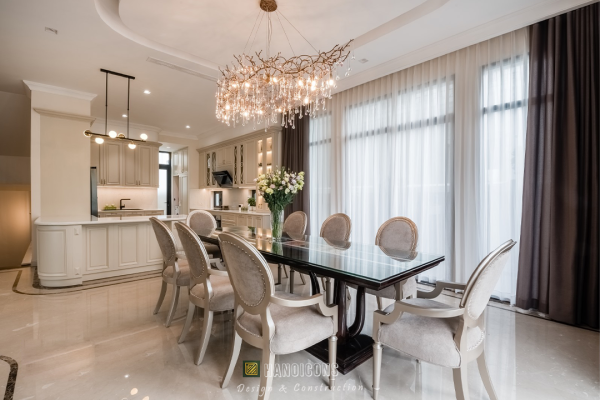 Toàn cảnh thực tế thi công phòng bếp và khu vực ăn biệt thự Tân cổ điển 650m2 tại Hưng Yên.